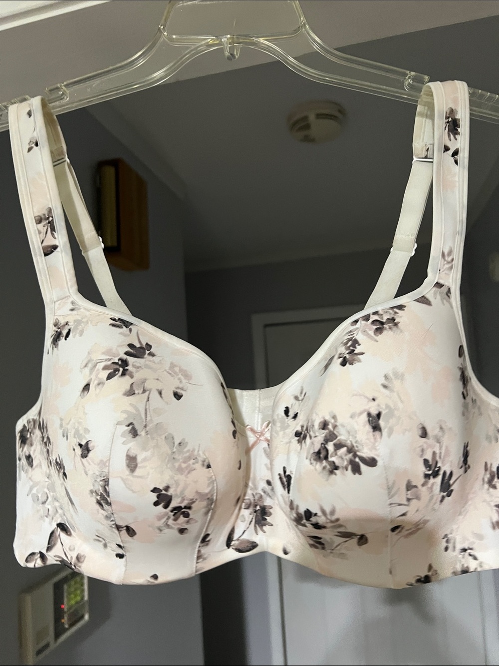 Cacique Like-New Floral Full Coverage Underwire Bra - Cream, Pink, Gray